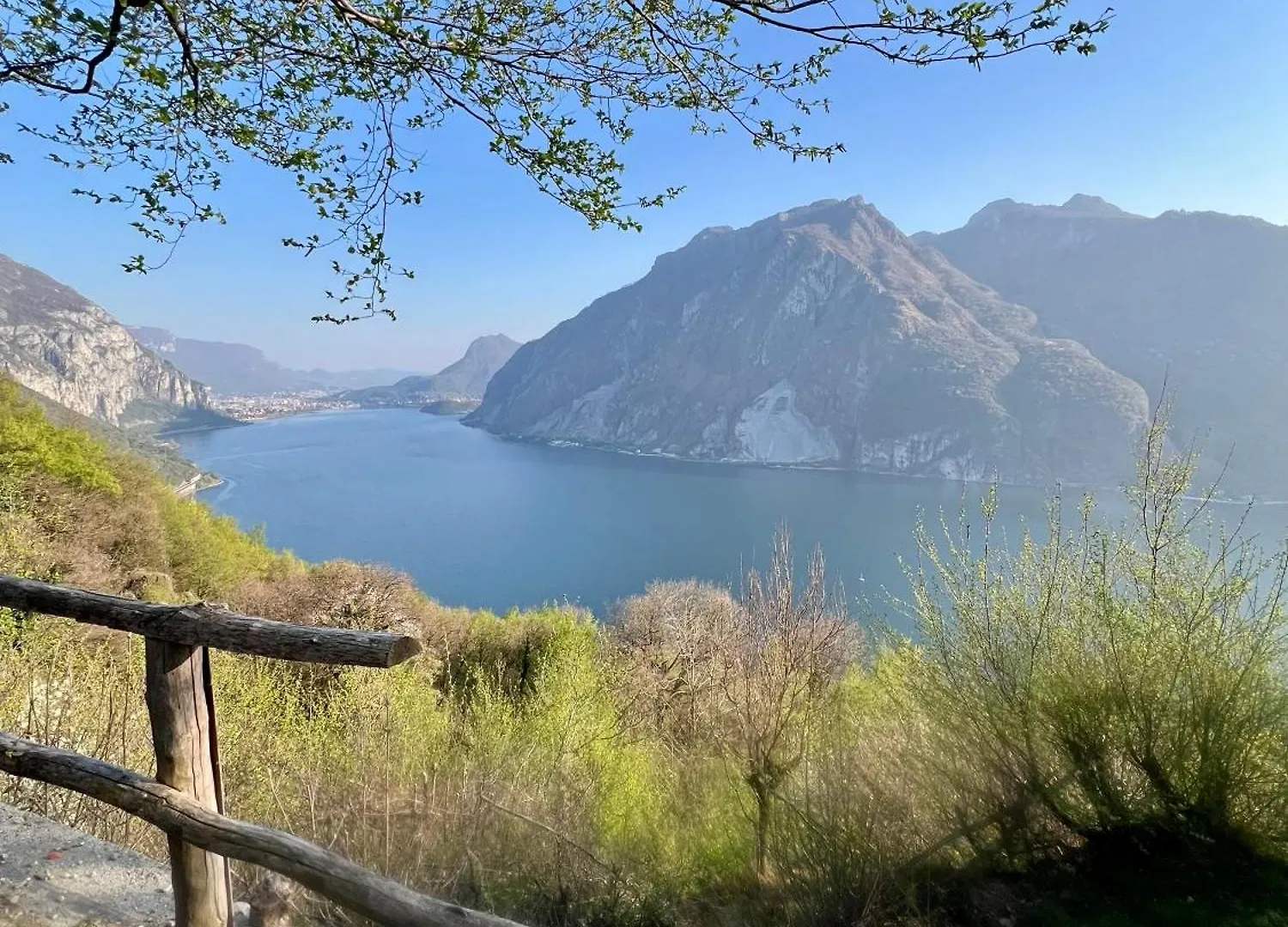 Junglehouse Appartement Abbadia Lariana Italië